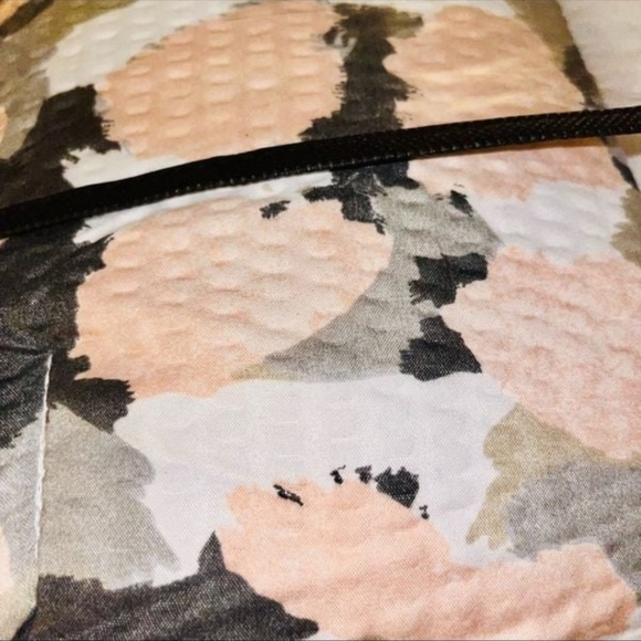 New Juicy Couture Camo 8 piece Comforter Set - Picture 8 of 11